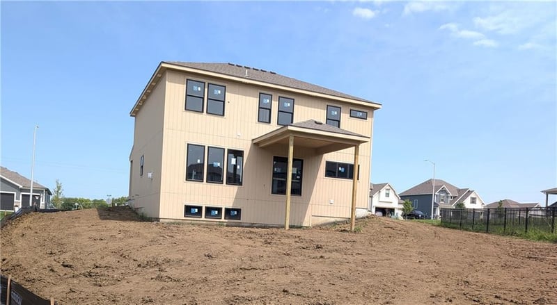 7801 NE 103rd Ter, Kansas City, MO 64057