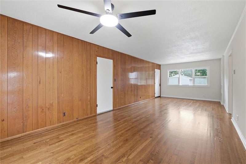 1208 W 33rd St, Independence, MO 64055
