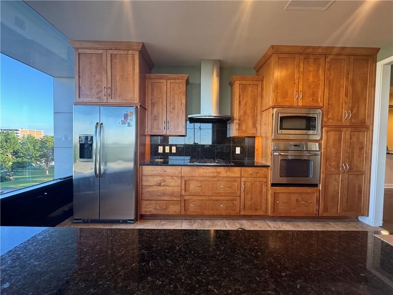 700 W 31st #304 St #304, Kansas City, MO 64108