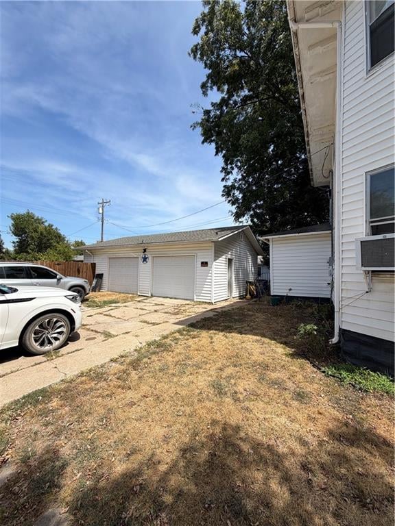 416 W 3rd St, Coffeyville, KS 67337