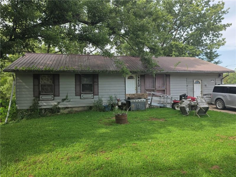 610 W Lincoln St, Carrollton, MO 64633