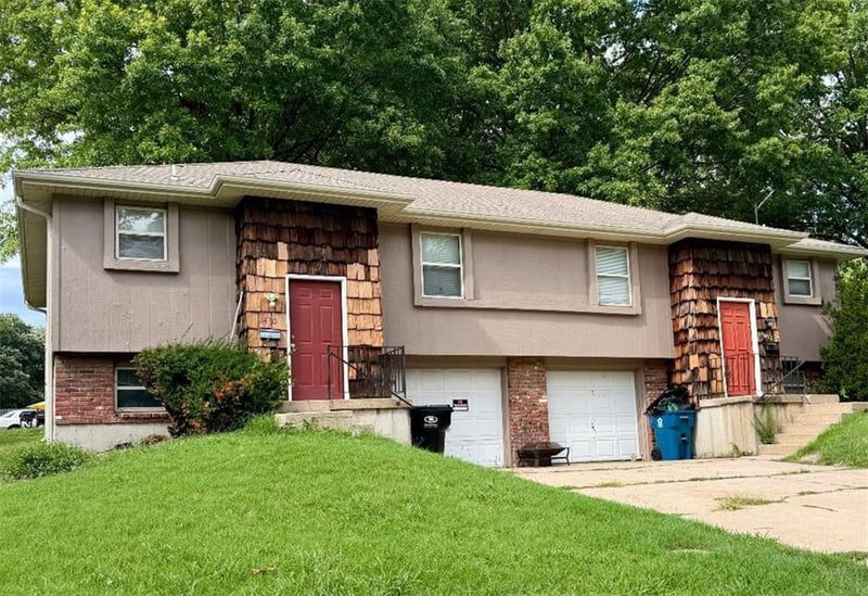 1142611428 E 27th St S, Independence, MO 64052
