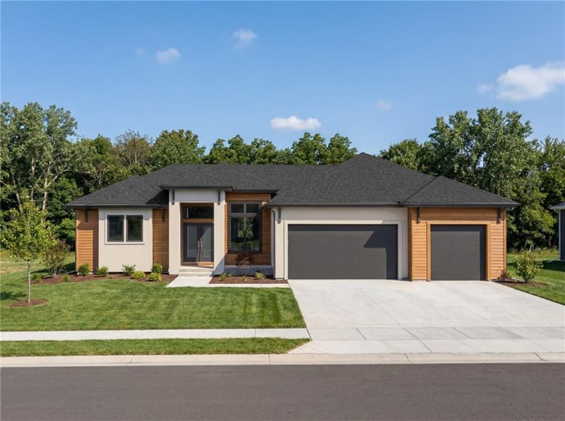 8523 N Booth Ave, Kansas City, MO 64157