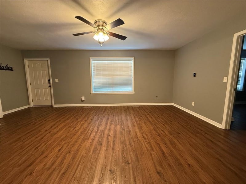 305 N Harrison St, Oregon, MO 64473