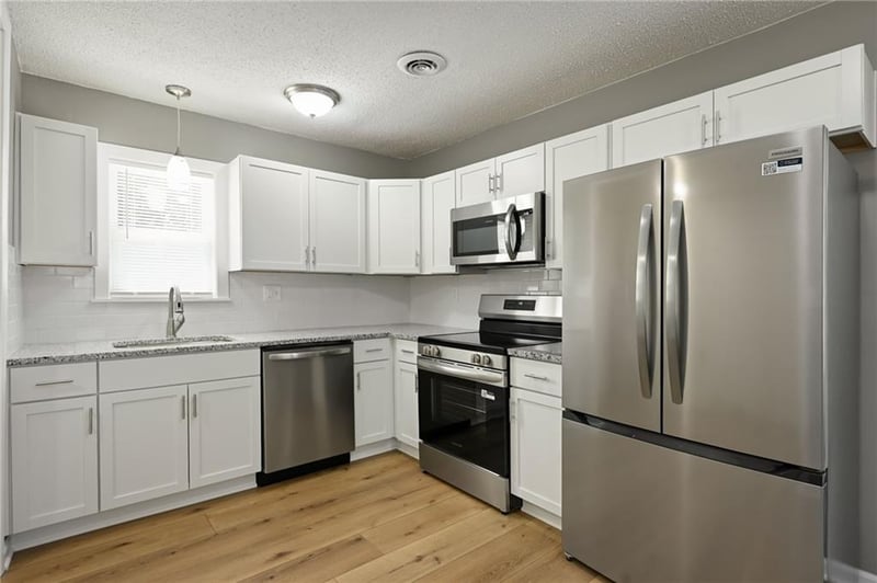 5041 Forest Ave, Kansas City, KS 66106