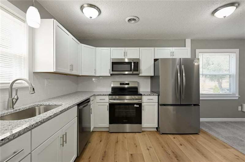 5041 Forest Ave, Kansas City, KS 66106