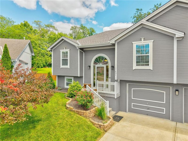 11804 N Lydia Ave, Kansas City, MO 64155