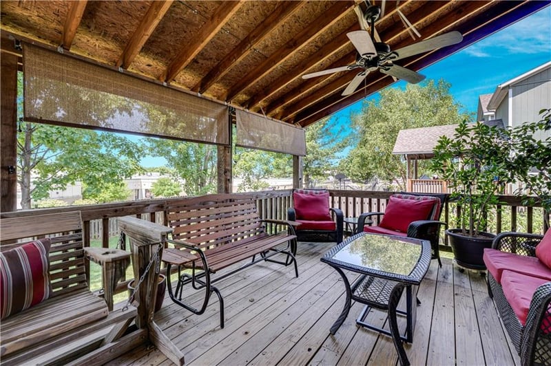 826 Trailway Dr, Raymore, MO 64083