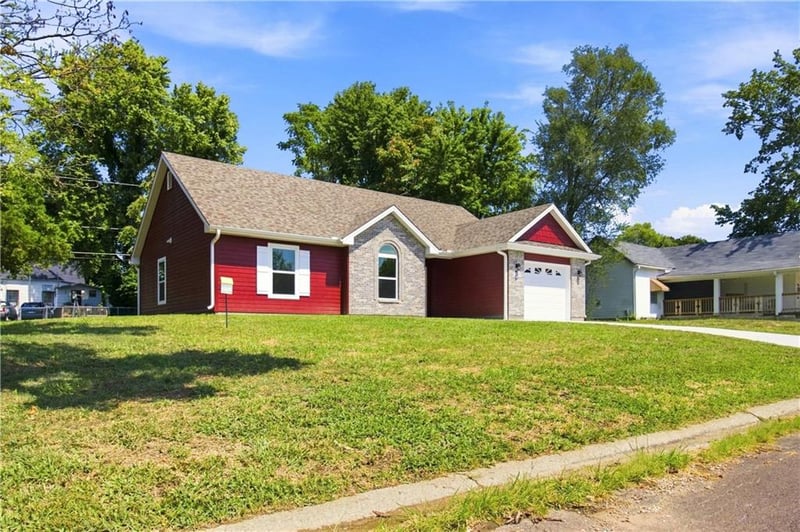 1207 E 11th St, Sedalia, MO 65301