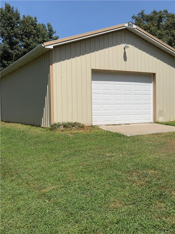 940 S Ash St, Ottawa, KS 66067