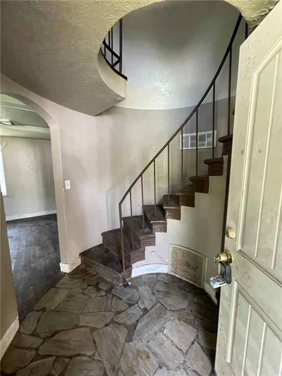 307 S Water St, Clinton, MO 64735