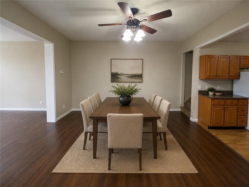 1216 N 11th St, St Joseph, MO 64501