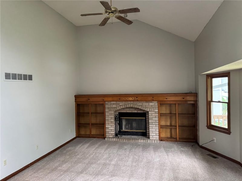 412 SE Hamilton Ct, Blue Springs, MO 64014