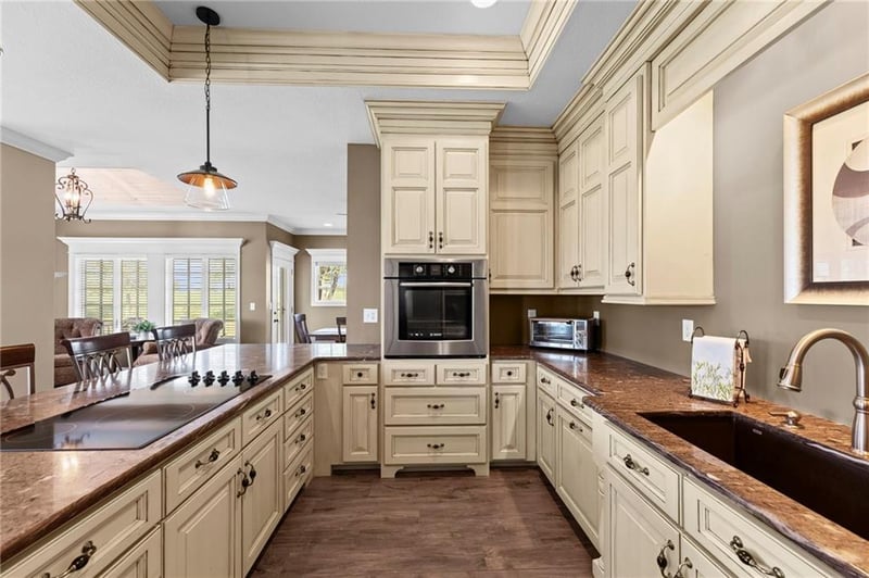 24496 Pleasant Valley Rd, Wellsville, KS 66092