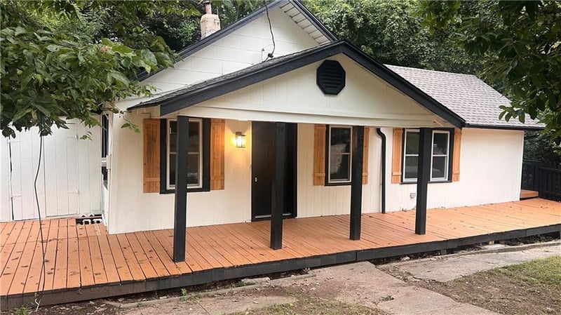 6212 Eugene Field Rd, Kansas City, MO 64119