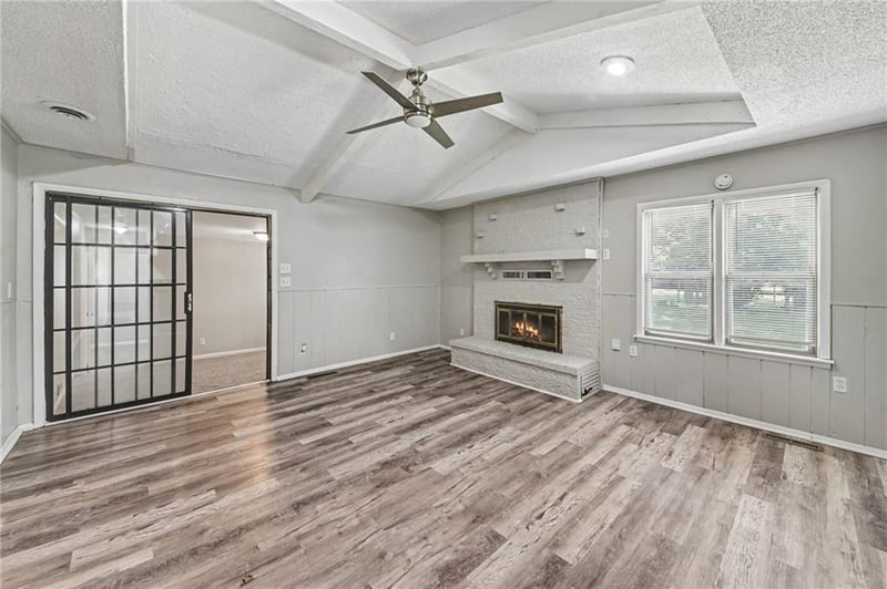13008 E 38th St, Independence, MO 64055