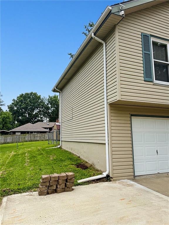 1607 NE 114 St, Kansas City, MO 64155