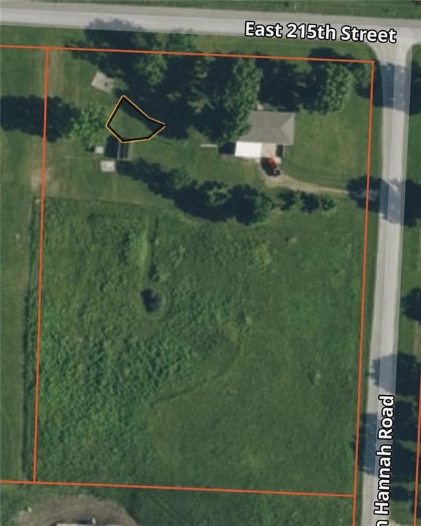 20107 E 215th St, Harrisonville, MO 64701