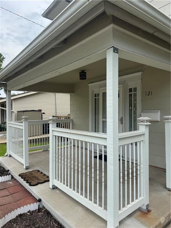 121 S Myrtle Ave, Excelsior Springs, MO 64024