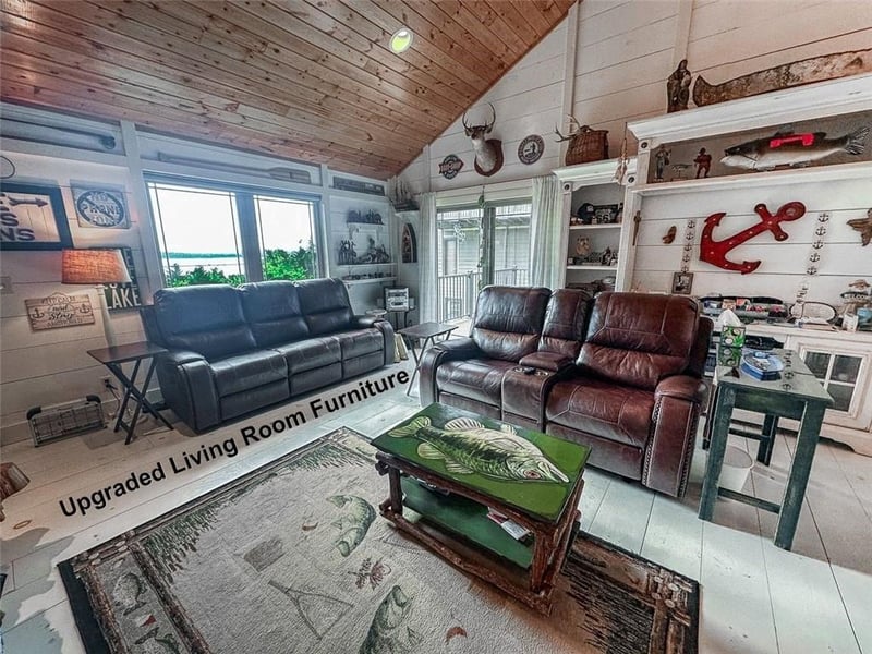 29801 Eastbank Dr, Warsaw, MO 65355