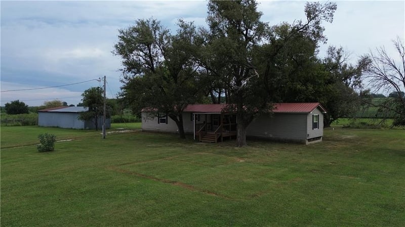 13193 NW 7501 Rd, Adrian, MO 64720