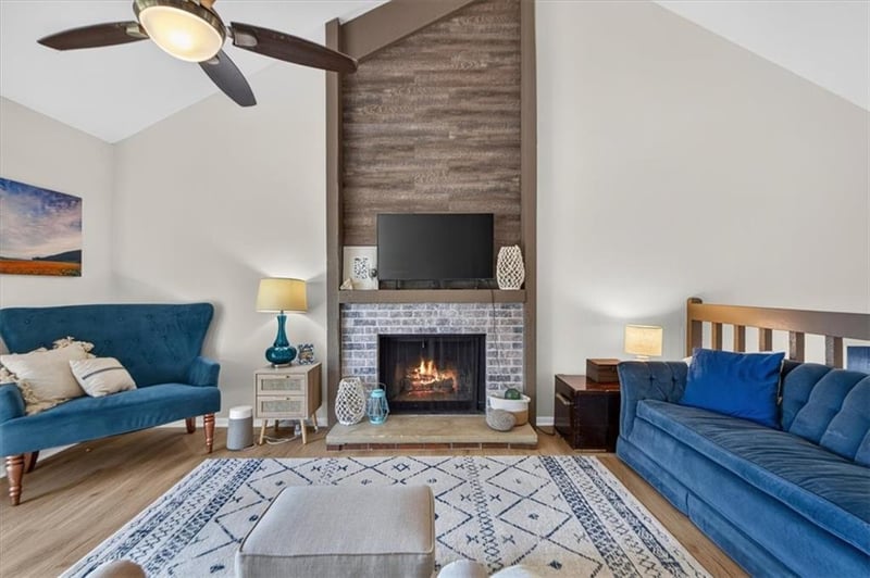 5725 N Oregon Ave, Kansas City, MO 64151