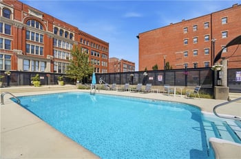 609 Central St #1306, Kansas City, MO 64105