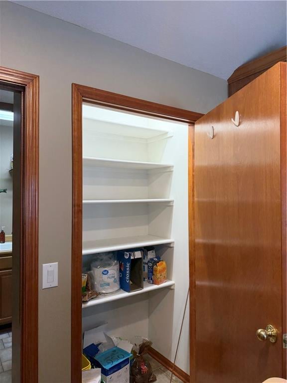 1313 SE Moore Rd, St Joseph, MO 64504