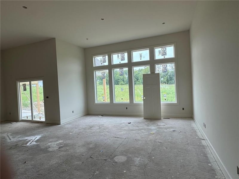 2144 Black Walnut Dr, Liberty, MO 64068