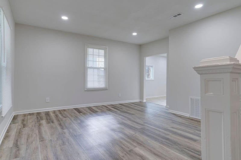 407 Olive St, Leavenworth, KS 66048
