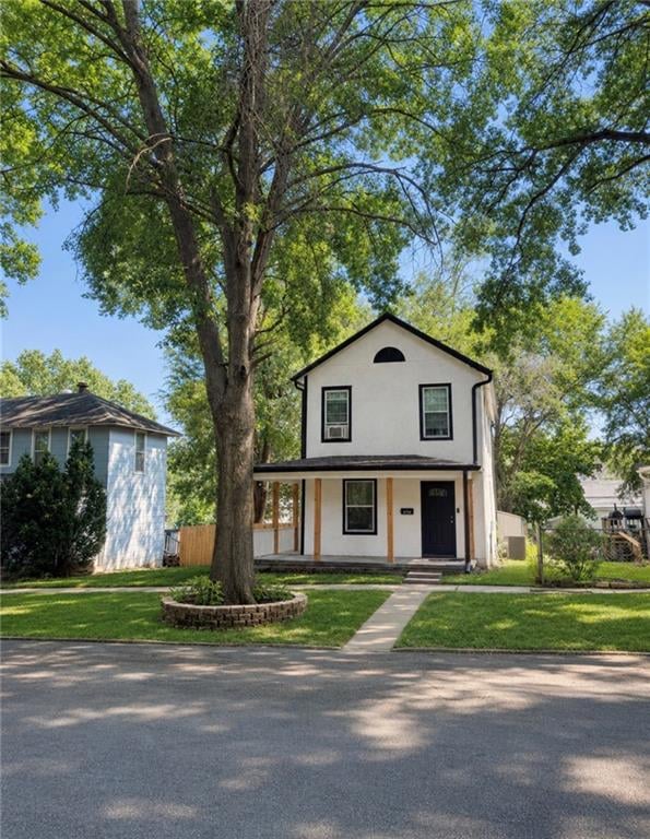 407 Olive St, Leavenworth, KS 66048