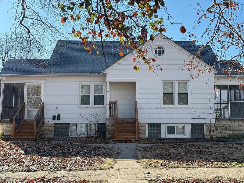 321 W 5th St, Junction City, KS 66441