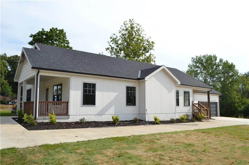 1619 N 55th St, Kansas City, KS 66102
