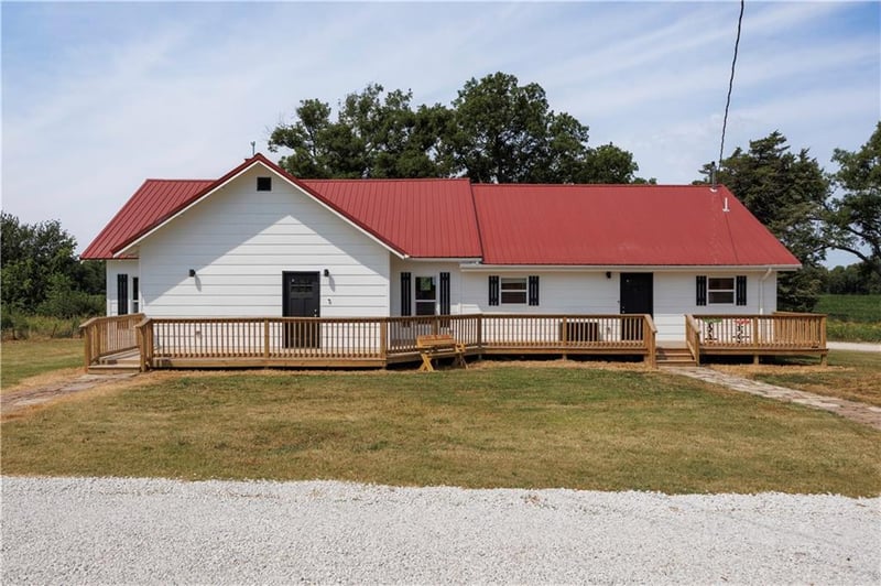 2259 Reno Rd, Neodesha, KS 66757