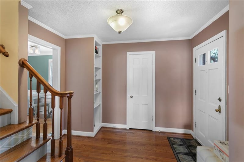 421 E 74th Ter, Kansas City, MO 64131