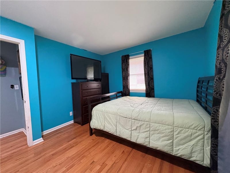 13436 Belmeade Ave, Grandview, MO 64030