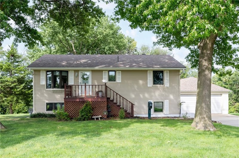 1207 Saint Paul Ave, Excelsior Springs, MO 64024