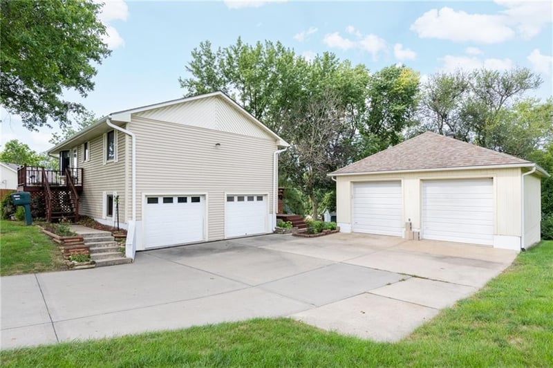 1207 Saint Paul Ave, Excelsior Springs, MO 64024