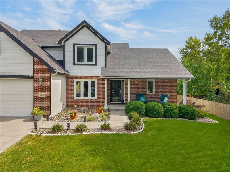 9431 N Monroe Ct, Kansas City, MO 64156