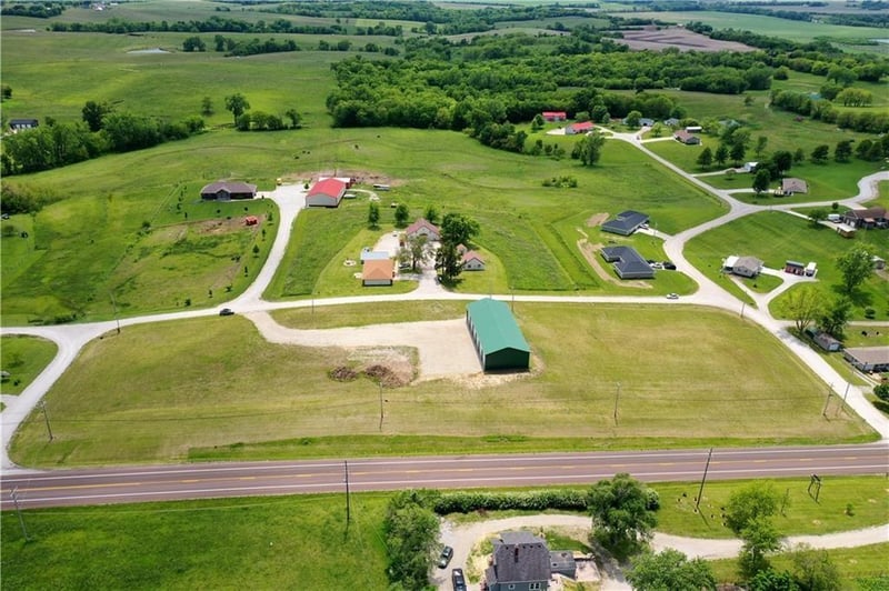 30449 Hillside Dr, Maryville, MO 64468