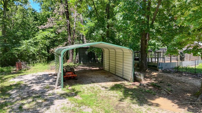 305 SW 600 Rd, Warrensburg, MO 64093
