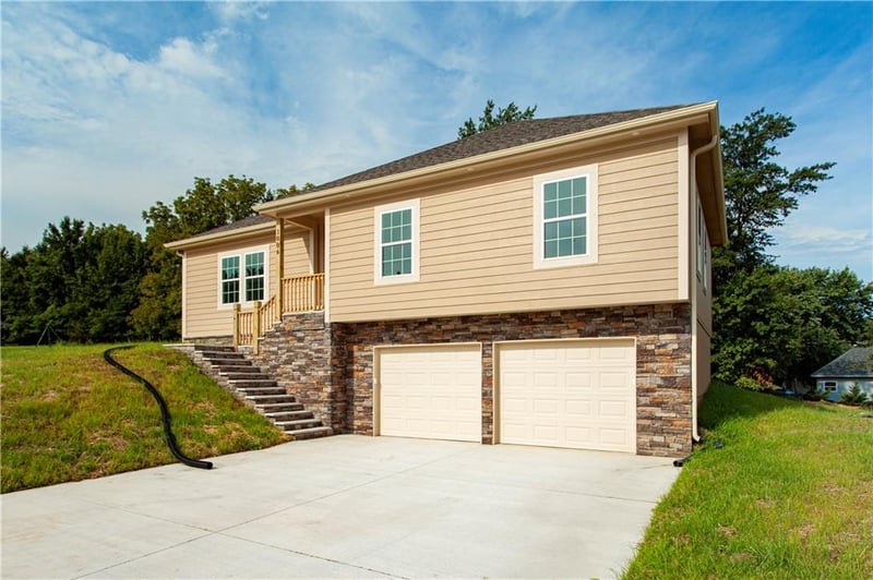 1006 Deer Run N/A, Warrensburg, MO 64093