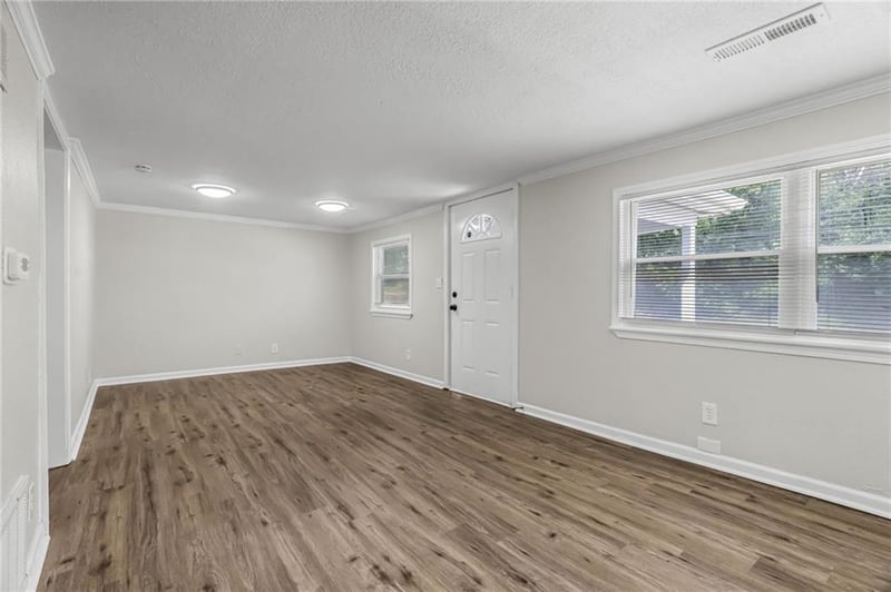 3820 N Brighton Ave, Kansas City, MO 64117
