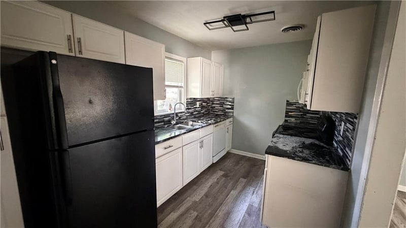 9106 E 72nd Ter, Raytown, MO 64133