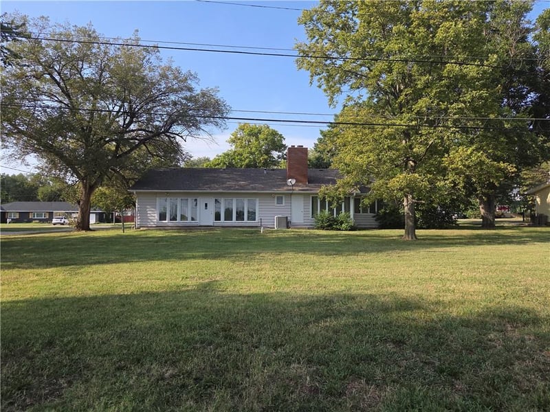 1200 Washington St, Fredonia, KS 66736