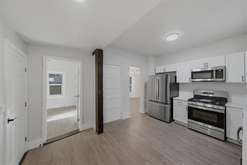 3011 Holmes St, Kansas City, MO 64109