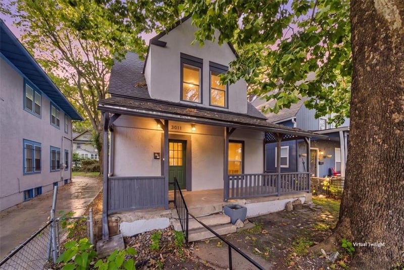 3011 Holmes St, Kansas City, MO 64109