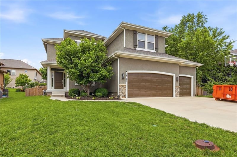 24504 W 80th Pl, Lenexa, KS 66227