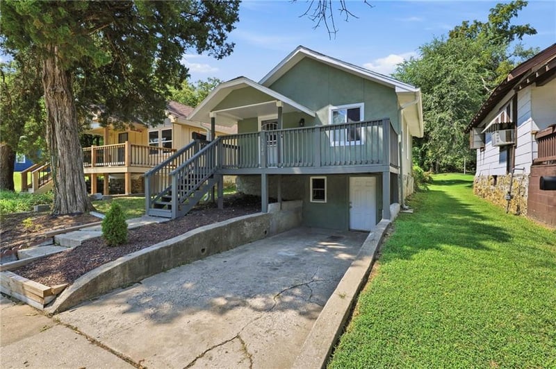 5240 South Benton Ave, Kansas City, MO 64130
