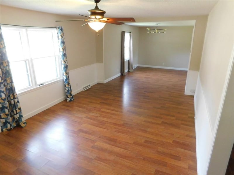 613 W Jefferson St, Pittsburg, KS 66762